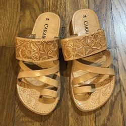 WOMEN'S LEATHER AUTHENTIC MEXICAN HUARACHE SANDALS. Size 7 used 2 times must pick up 