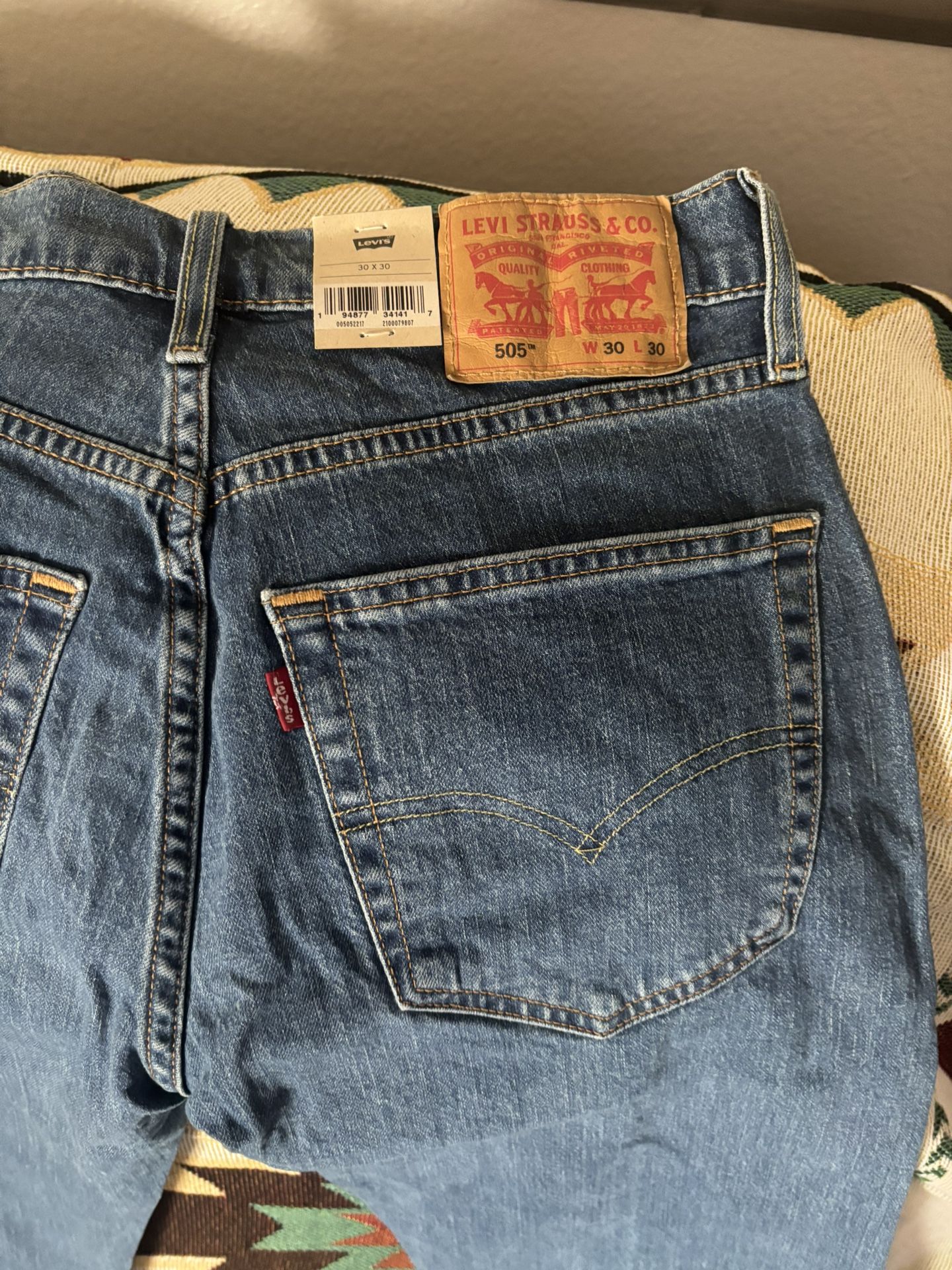 Levis Mens