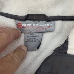 Free country jacket SMALL