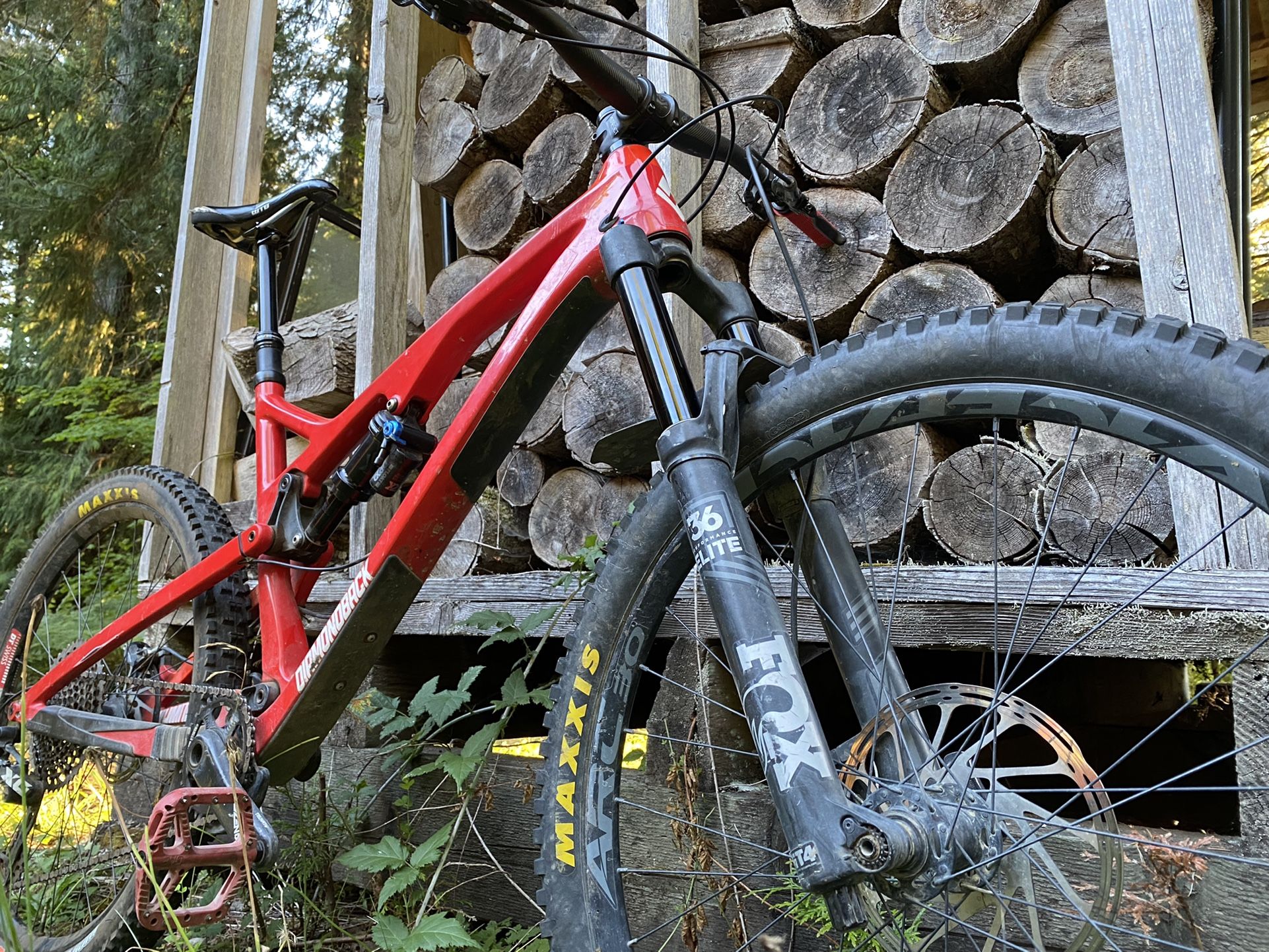 Large) 2018 Diamondback Release 5C (carbon) with upgraded