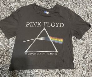 Pink Floyd shirt