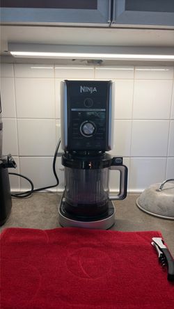 NINJA creami Deluxe. Lightly used. Perfect condition