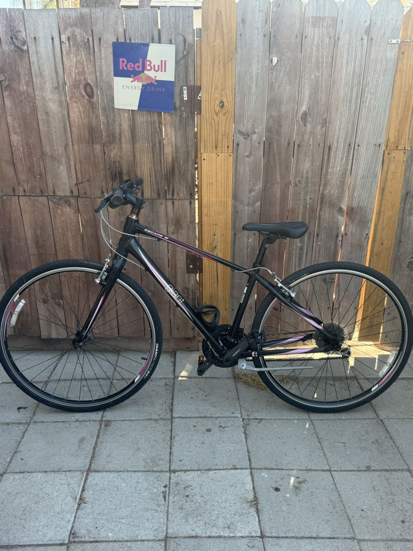 Women’s Giant brand Bike Escape 1 W