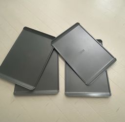 (4) 13” x 9” Baking sheets … By Chicago Metallic