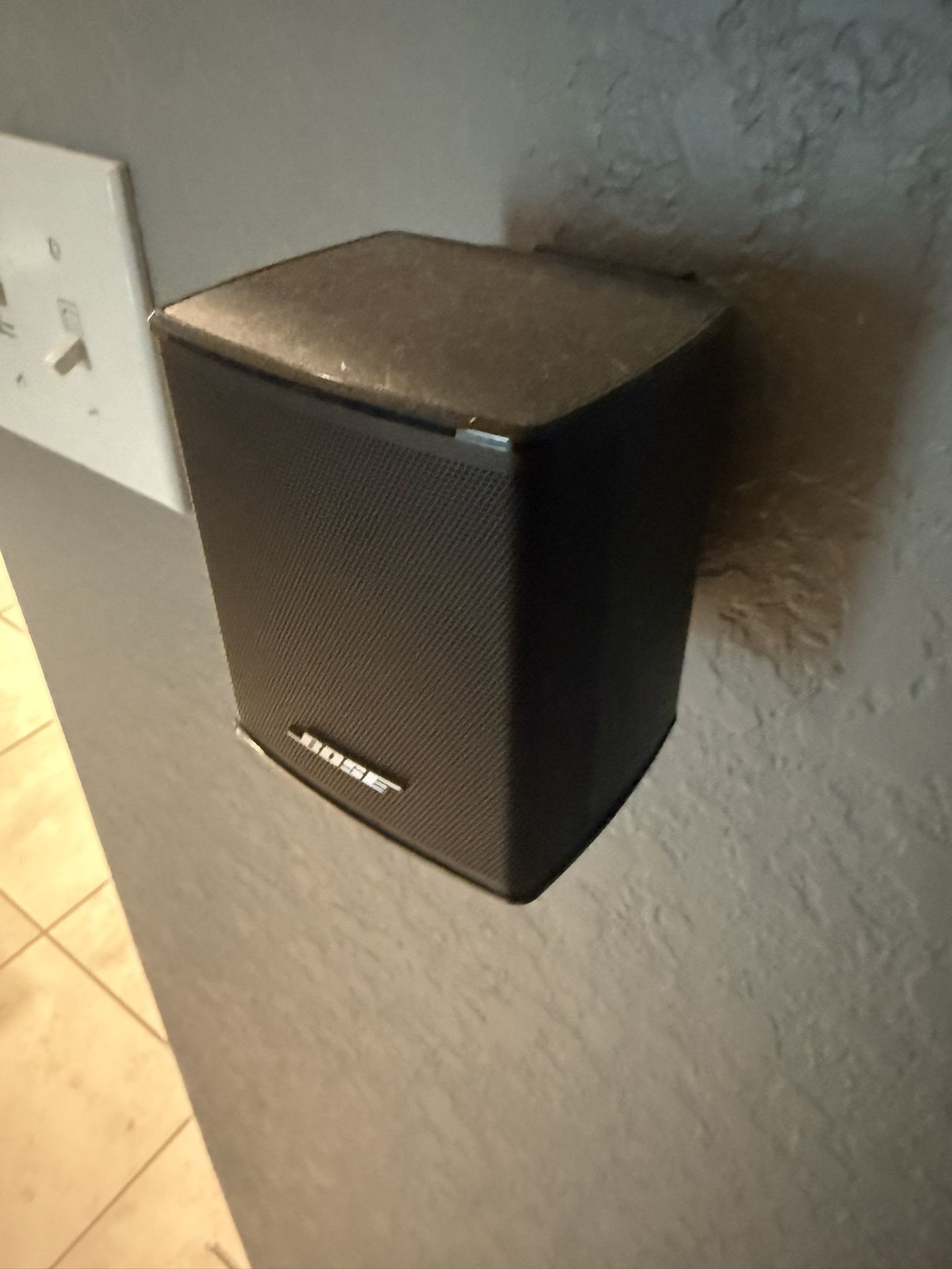 Pre-Owned Bose Surround Speakers