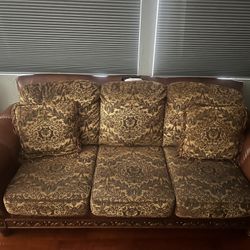 Sofa Set With Center Table