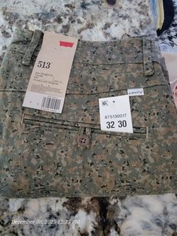New LEVI'S Slim Straight Fit Pants 