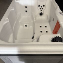 Hot Tub (Nordic Spas: Stella MS)