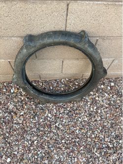 YZ 125 Paddle Tire