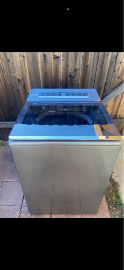 Whirlpool heavy duty washer like new
