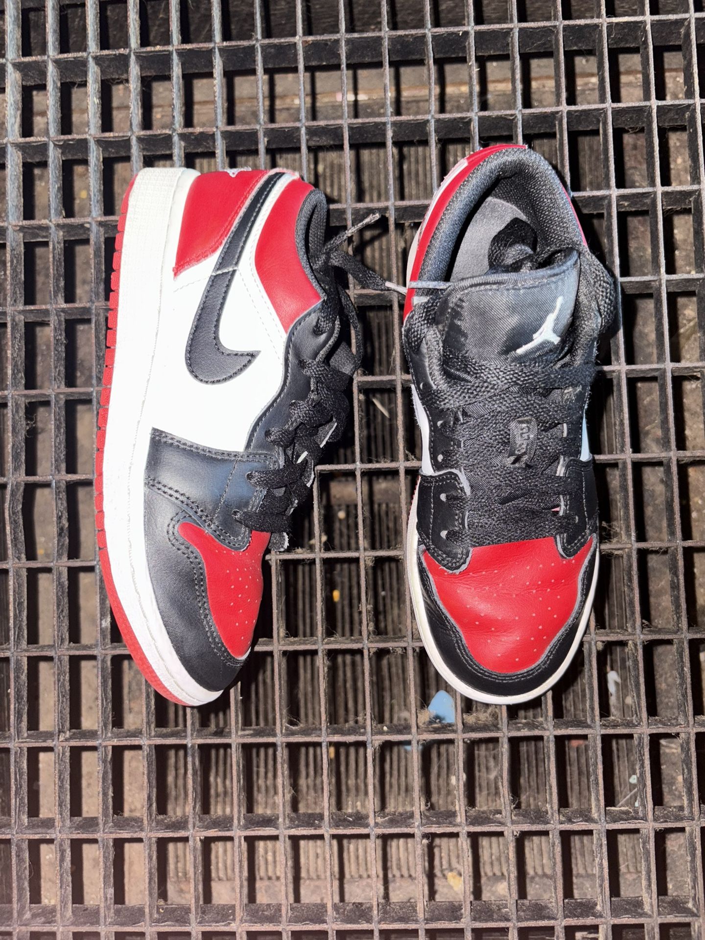Air Jordan 1 Size 3.5y
