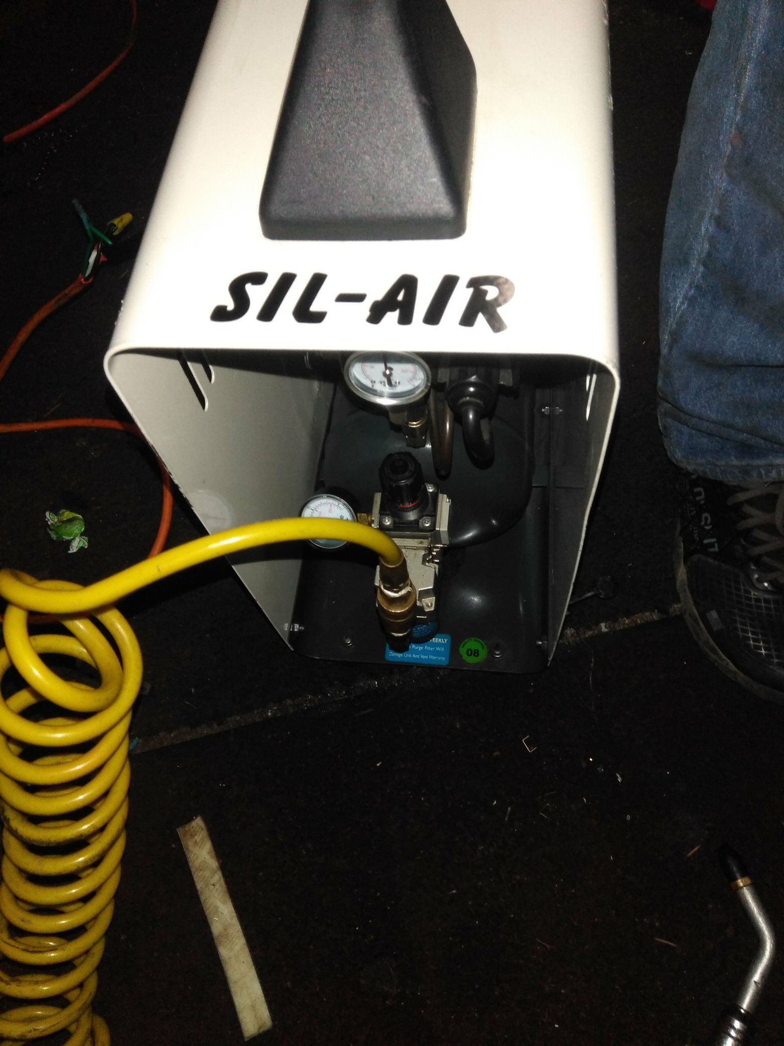 Sil-air m mini portable air compressor airbrushing 43 decibels it's quiet as a clock if not quieter