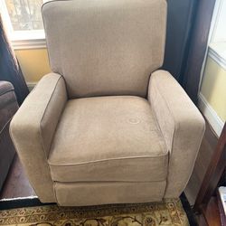 Clean, Great Recliner chair