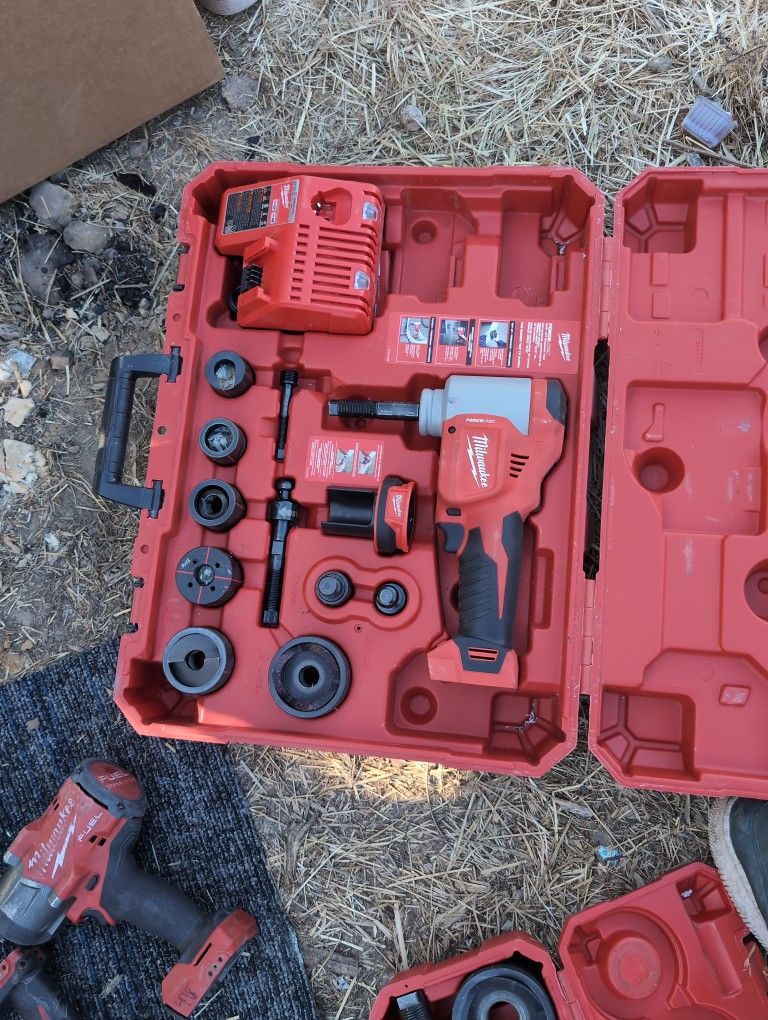 10 ton knockout tool