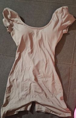 Women's Open Back Ruched Athletic Romper – Mauve/Taupe – Size Medium – New With Tags