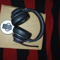Gaming Headphones And Charger