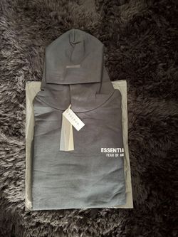 Essentials Hoodies (Black/White letter (se habla español)