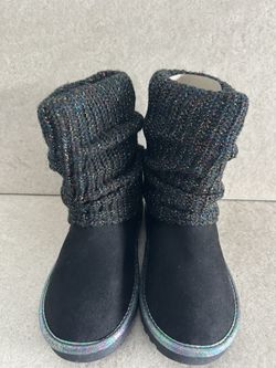 Girls Size 3 Suede Boots
