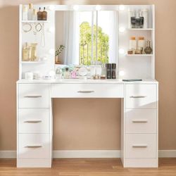 Makeup Vanity Table