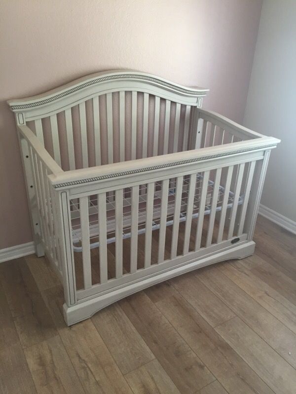 Heidi klum shop baby crib