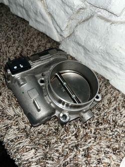 2016 Dodge Charger OEM Throttle Body