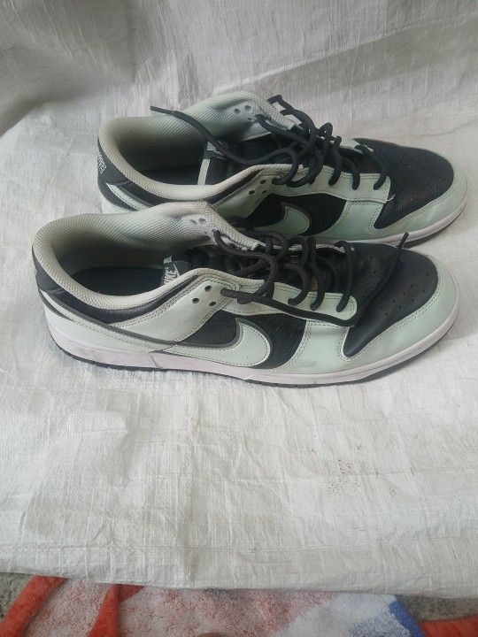 Size13 Nike Dunks Low $75 Obo