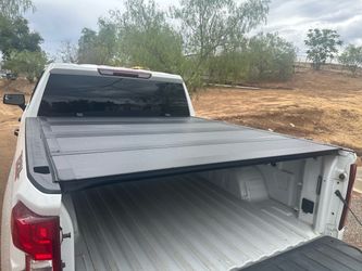 Cubierta para caja de camioneta 5.8 ft