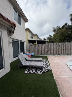 Pool Loungers (2)