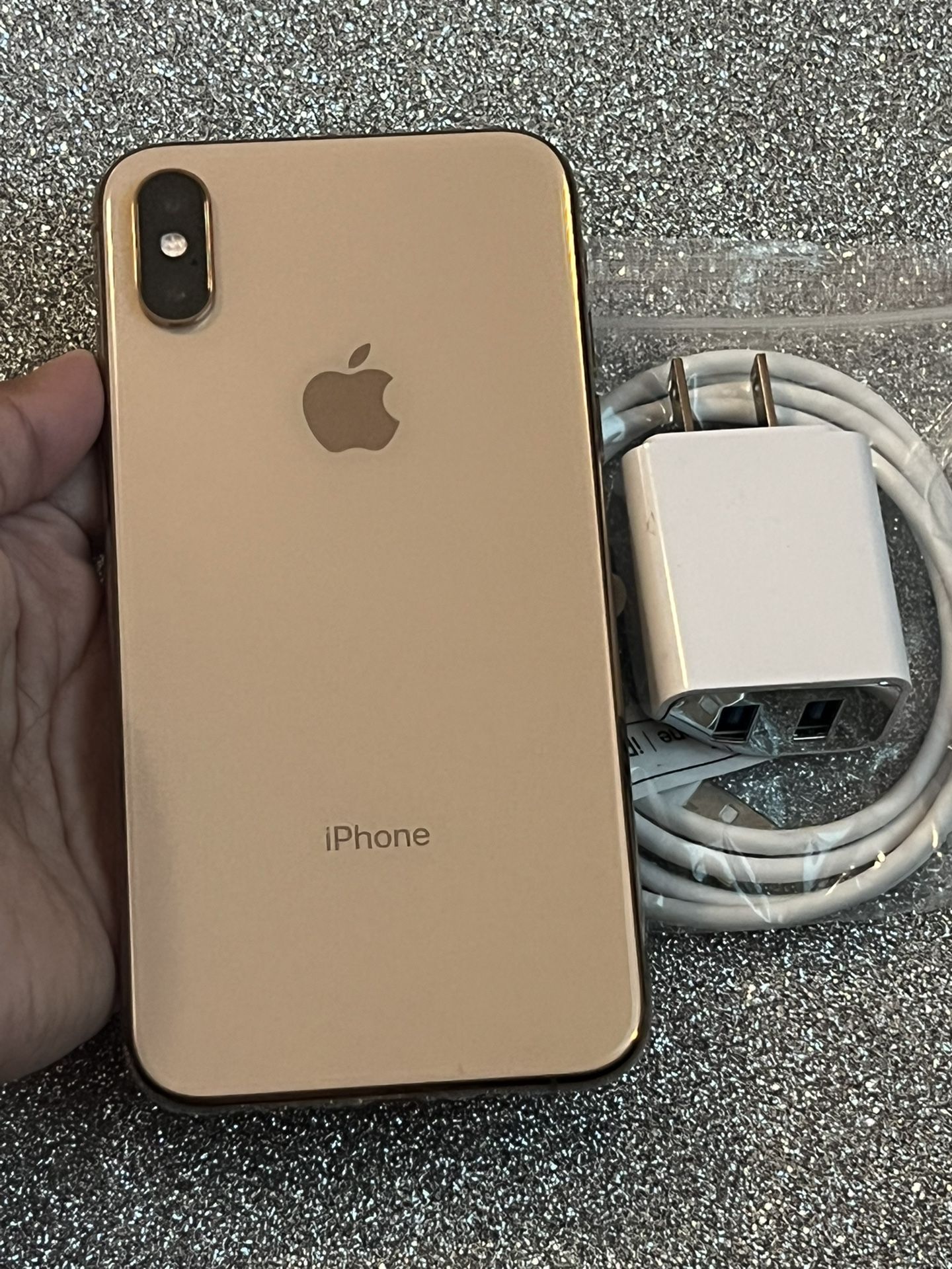 Iphone Xs 64gb Gold IPhone XS (64gb) Gold UNLOCKED, Good Condition 
