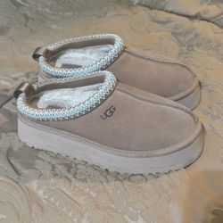 Tazz Ugg Platforms 