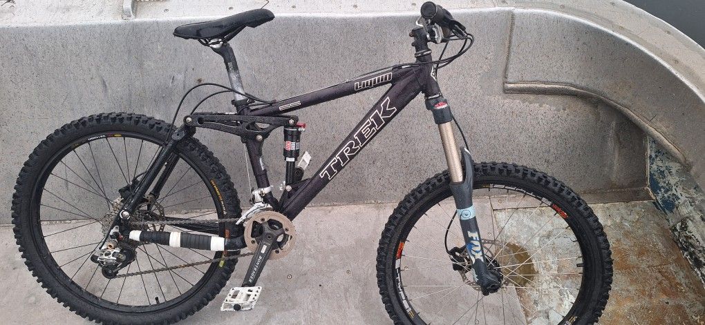 Trek Mountain Bike 