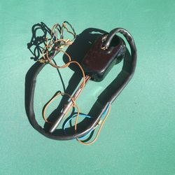 VW Bus Lever & Buckets