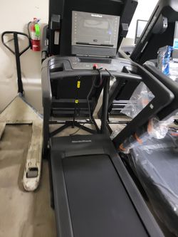 FULLERTON - Nordictrack T series 8 treadmill- 12mph max speed 12% incline - $550