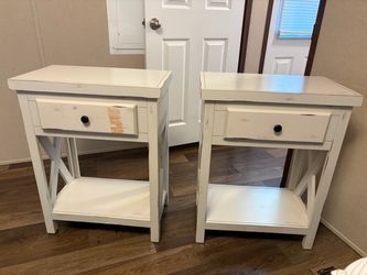 2 wood nightstand