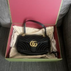 Gucci Marmont Black Hand Bag