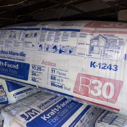 John’s Manville R-30 Kraft Faced Fiberglass Insulation Batt