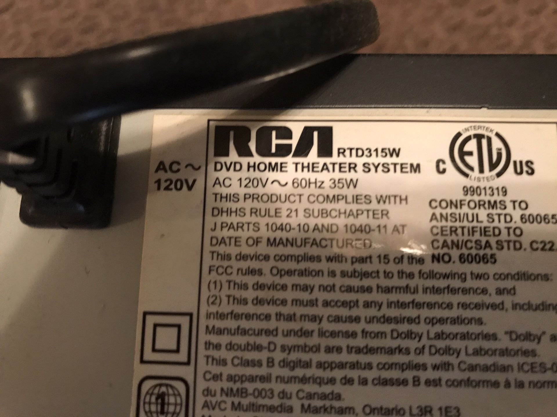 RCA RTD317W 5.1 Channel Home Theater System dvd 5 speakers 1 sub for