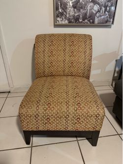 Armless Accent Chair with Circle Pattern