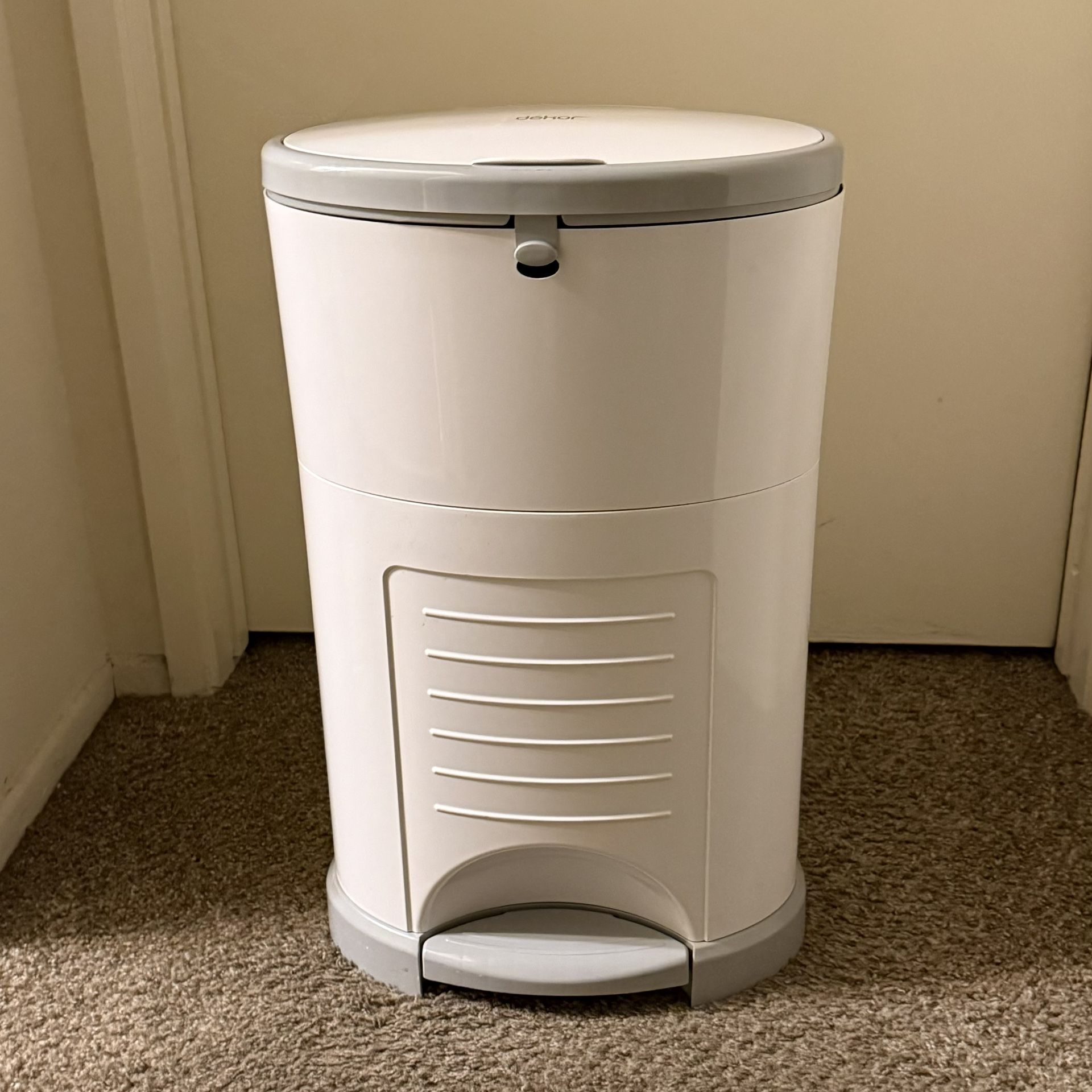 Dekor Diaper pail
