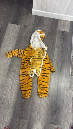 Toddler tiger costume