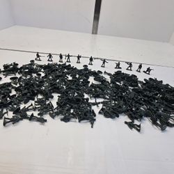 AMOR PRESENT  Army Men Action Figures, Green Army Men Toy Soldiers 1.1" Military Soldier Figures for Kids Birthday Gift