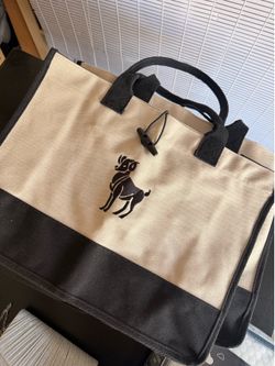 Tote bag