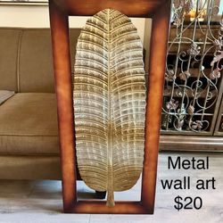 Wall Art, Candles, Vases, Flowers, Baskets 
