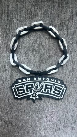 Spurs hype bracelet