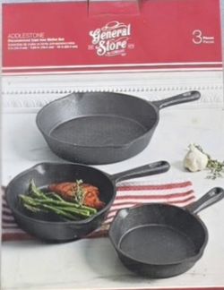General Store 3-Piece Cast Iron Skillet Pan Set - new in box