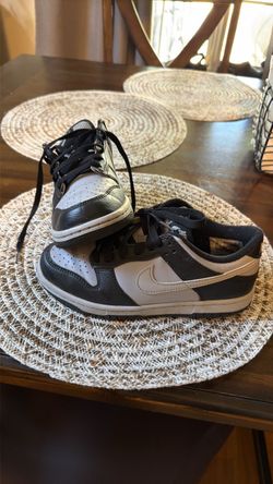 Nike kids dunk sneakers