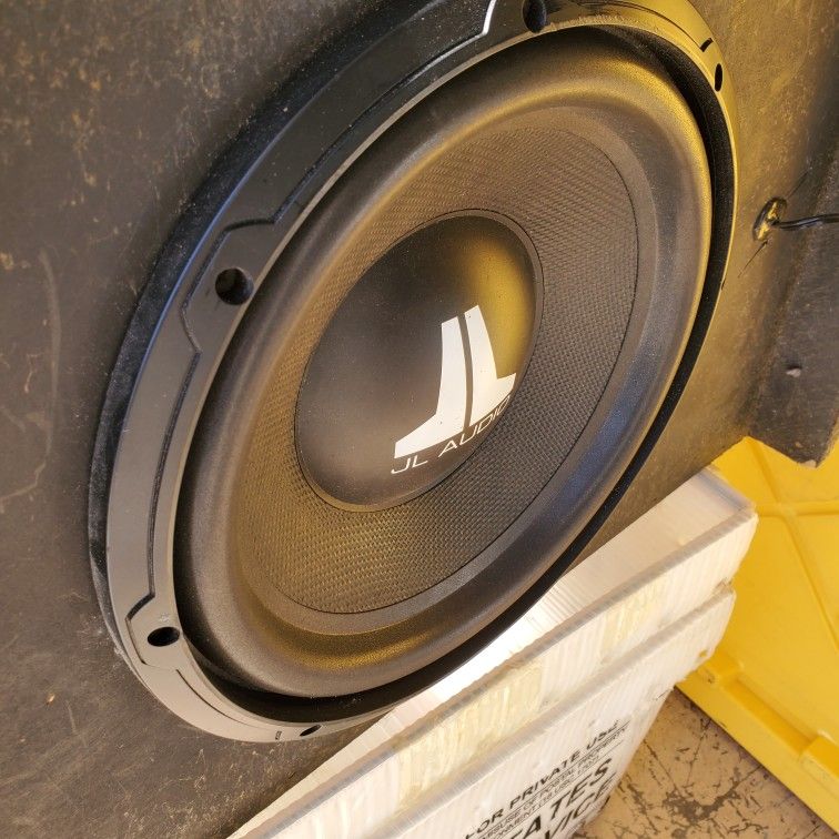 Jl Audio 12 Inch Subwoofer Speaker With Box Good Working Condition 