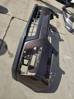 Subaru ascent front bumper Oem