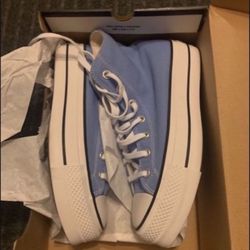 NIB WOMENS SIZE 8 CONVERSE SHOES PLATFORM BLUE