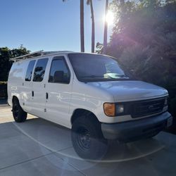 2007 Ford E-150 Camper Van